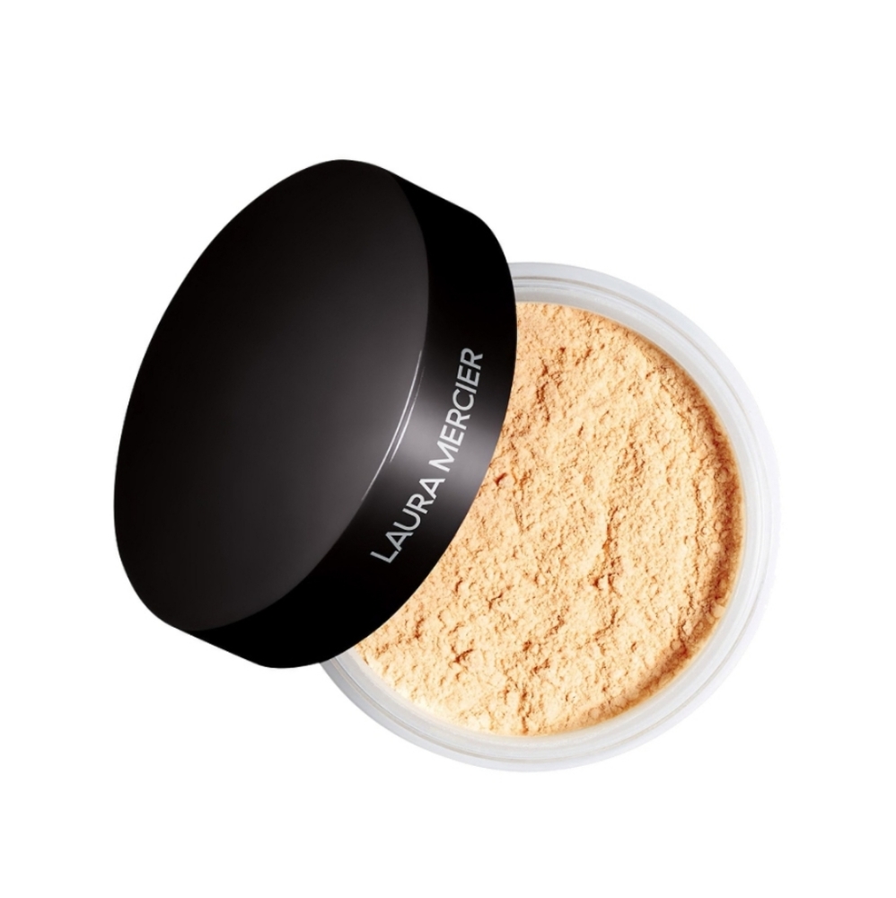 Laura Mercier Translucent Loose Setting Powder in Honey